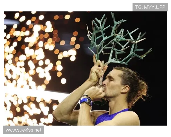 ✅体育直播🏆世界杯直播🏀NBA直播⚽- 神十八返回舱舱门打开 航天员准备出舱- sports